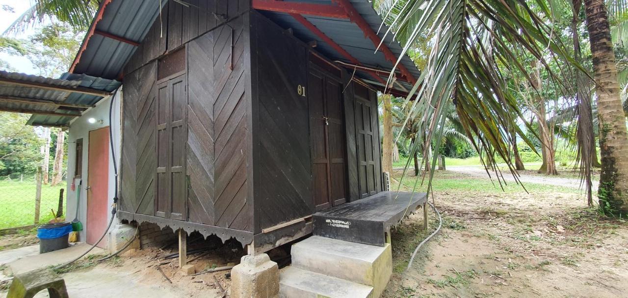 Chalet Kampong Semawar Куала-Кангсар Екстер'єр фото